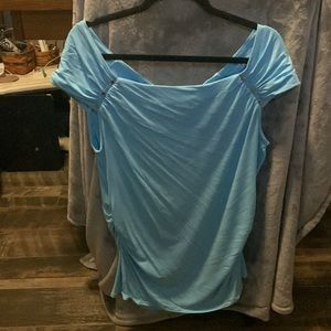 XL White House Black Market turquoise ruched top. Lots of details.